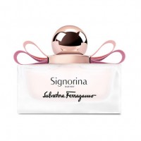 サルヴァトーレ フェラガモの人気フレグランス「シニョリーナ オーデパルファム」
