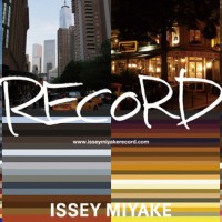 イッセイミヤケがアジア、ヨーロッパ、アメリカの12店舗で“RECORD”をテーマにしたホリデープロモーションを実施