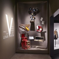 ルイ・ヴィトンがパリのグラン・パレにて「『Volez, Voguez, Voyagez ──Louis Vuitton』（空へ、海へ、 彼方へ─旅するルイ・ヴィトン）展」を開催