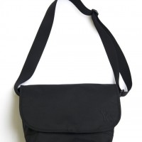 「Y’s x New Era Shoulder Bag」（1万2,000円）