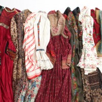 世界中の民族衣装や洋服などが集結する「Vintage Tribal Costumes －民族の手仕事－」が開催