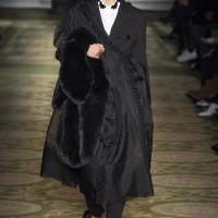 シモーネ・ロシャ2017-18年秋冬コレクション