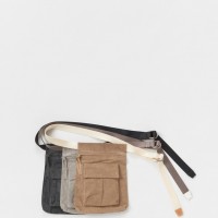 waist belt bag（各1万6,000円）