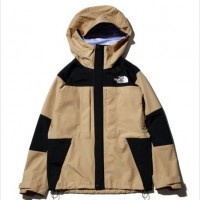 Expedition Light Parka ブラック×キャメル（3万2000円）