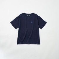 「ピーターラビット™ワンポイント刺繍Tシャツ」（9,000円）