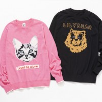 左から）セーター 2万8,000円（Loderetto）※8月下旬発売予定：銀・札・仙・松、2万8,000円（4×1Paris）※9月中旬発売予定：札・仙・新・栄・松/ニューヨークランウェイ