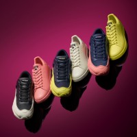 「RS オズウィーゴ（RS OZWEEGO）」「RS スタンスミス（RS STAN SMITH）」を新たにリリース