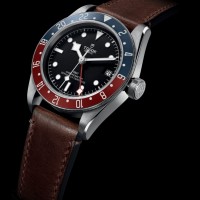 ブラックベイ GMT（BLACK BAY GMT）