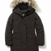 「Bronte Parka」12万3,200円 / CANADA GOOSE