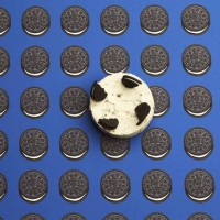 「OREO チーズケーキ」（ホール 税込3,300円）※各日限定3個