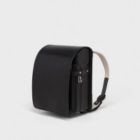 「japanese school bag」（all leather / black）22万円