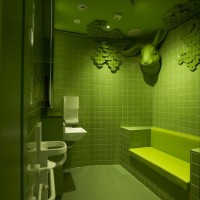 4階 授乳室・女子トイレ