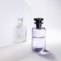 オー ドゥ パルファン「ウール・ダプサンス」（100ml 3万2,000円、200ml 4万5,000円）