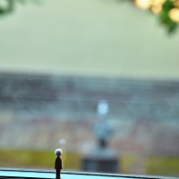 《ひと》／《帽子》2014 年 東京都庭園美術館、東京  「内藤礼 信の感情」