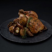 Roast Chicken（約800g／2～3名様用） 3,000円（税込）