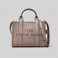 THE LEATHER SMALL TOTE BAG  7万1,500円