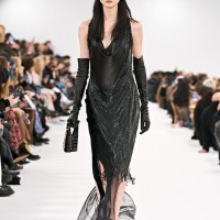 GIVENCHY FALL - WINTER 2023 WOMEN'S READY-TO-WEAR COLLECTION