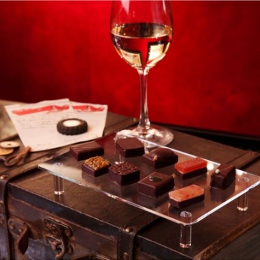 老舗ショコラティエ「イルサンジェー」、シャンパンと楽しむ夏のショコラを発表