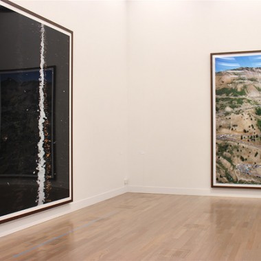 アンドレアス・グルスキーの巨大写真展。国立新美術館でスタート