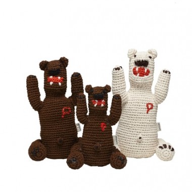 プリーツ・プリーズ・イッセイ・ミヤケ、”熊”のウエアや編みぐるみ発売