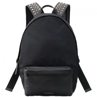ジバンシィのバッグに日本限定デザイン登場。レオパードのナイチンゲールやスタッズ付バックパックなど