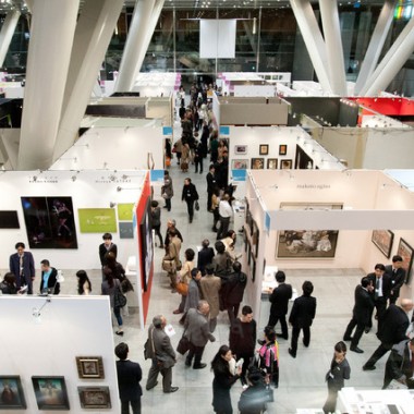 日本最大の現代アートイベント「アートフェア東京2014」3月開催。まとふも出展