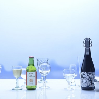 ブルゴーニュのオーク古樽から生まれた日本酒も！文化の香り漂う日本酒3種登場【オンリーエムアイ】
