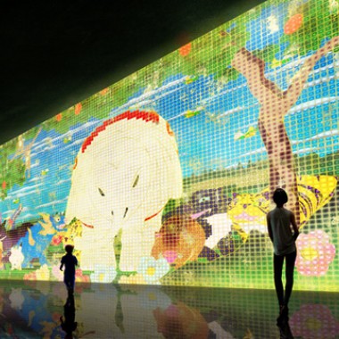 チームラボ、日本初の大型デジタルアート展。子供も楽しめる未来の遊園地