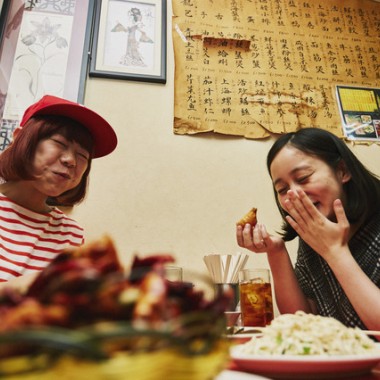 フードエッセイスト平野紗季子×DJみそしるとMCごはんが語る「新宿の食にまつわるエトセトラ」
