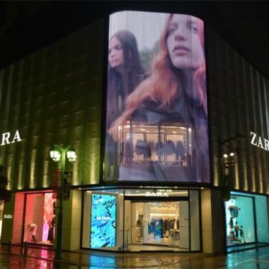 ザラ新宿店が増床リニューアル！メンズやウィメンズ、ベビー＆キッズすべてのコレクションを展開