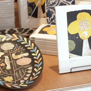 鹿児島睦の作品を一冊にまとめた『Makoto Kagoshima Ceramics』が森岡書店銀座店で発売
