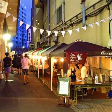 夏の東京ミッドタウンには楽しみがいっぱい！朝採れ野菜やフルーツが並ぶマルシェや屋外カフェ