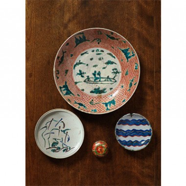 日本民藝館で「色絵の器」展が開催中、柳宗悦を始め日本人に好まれた美しい色絵磁器