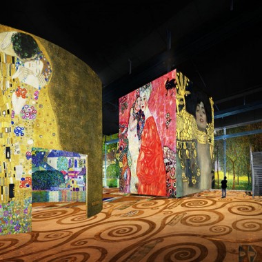 3次元で壮大にクリムト、シーレを体感! パリに新デジタルアートセンター「アトリエ・デ・ルミエール」が誕生