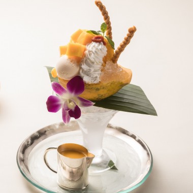 ラム酒のパフェカクテルにツバメの巣のかき氷パフェ、大人の“シメパフェ”がグランド ハイアット 東京に登場