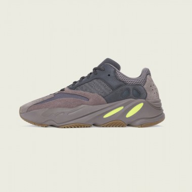 アディダス×カニエ・ウエストのスニーカー「YEEZY BOOST 700」に、新色モーブが登場