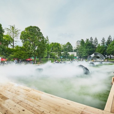 東京ミッドタウンに霧に包まれたデジタルアート庭園が出現。夏の涼を体感