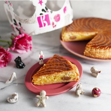 新年を祝うフランスのお菓子。セバスチャン・ブイエはベーシックなガレット・デ・ロワ