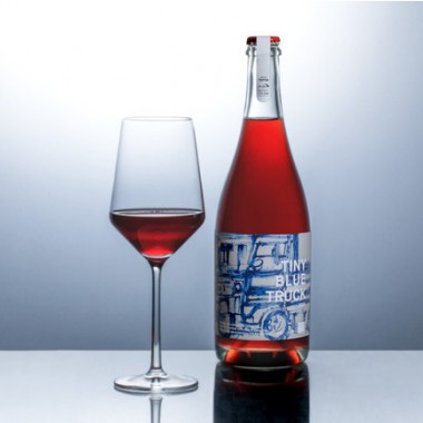 TRUNK(HOTEL)からネオ角打ち酒屋「no.501」とコラボによる初のオリジナルラベルワインが登場