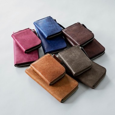 土屋鞄製造所からヴィンテージ調のイタリアンレザーを採用した夏らしいカラーの財布が登場