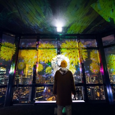 ネイキッドが演出する東京タワーからの夜景とプロジェクションマッピングを融合させた新たな夜景体験