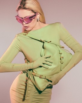 ジバンシィが2023年春夏ウィメンズグローバル広告キャンペーンを発表。ジジ・ハディッドらがコレクションのキールックを着用