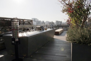京都・祇園の新スポット、クリエイティブ雑居ビル「y gion」。カルチャーを発信する複合施設【京都の旅】