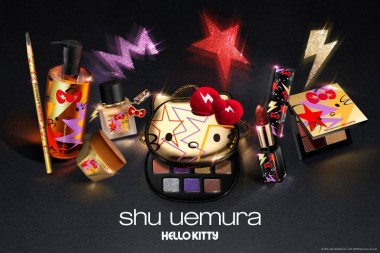 シュウ ウエムラがハローキティとコラボした2021ホリデーコレクション「shu uemura×HELLO KITTY」を発売