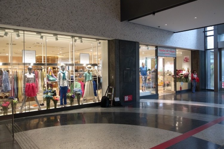3年で30店舗目指す センスオブプレイス の旗艦店がグランフロントにオープン Fashion Fashion Headline