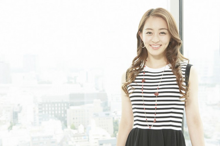 田中理恵 ビューティー ファッション 現役時代のエクセサイズで自然体 美ライン をキープ Art Culture Fashion Headline