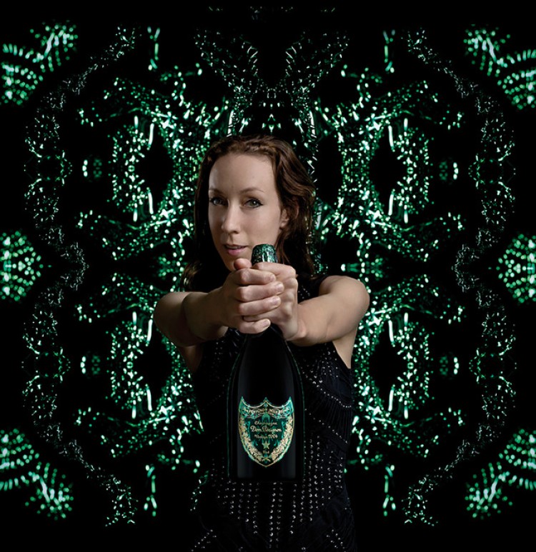 ドンペリニヨンがイリス ヴァン ヘルぺンとコラボ スペシャルムービー公開 Life Fashion Headline ドンペリニヨンがイリス ヴァン ヘルぺンとコラボ スペシャルムービー公開 Life Fashion Headline