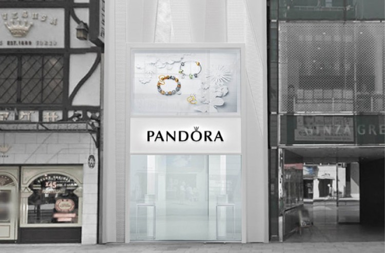 パンドラがアジア最大 日本初の旗艦店を銀座にオープン 初日はブレスレットが特別価格に Fashion Fashion Headline