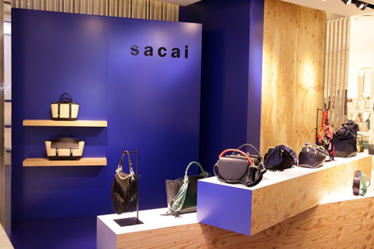 sacai初のバッグコレクションを新宿伊勢丹にて先行発売 | FASHION