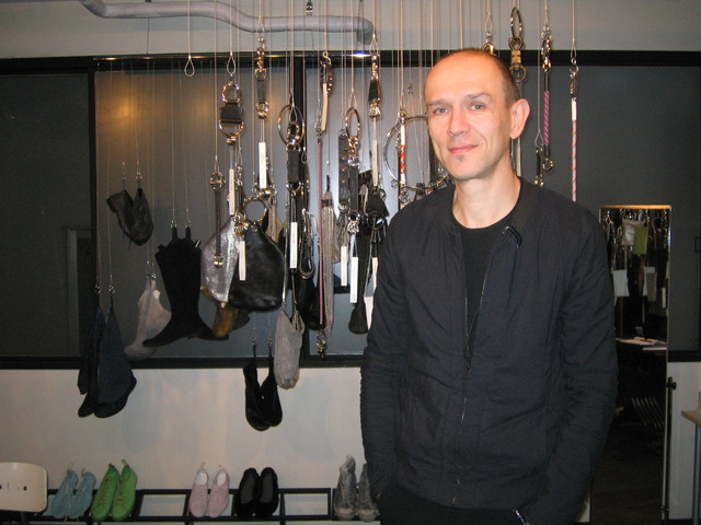 volga volga ヴォルガヴォルガ　足袋 volga volga ヴォルガヴォルガ 足袋 東京の下町でモードを作るロシア人